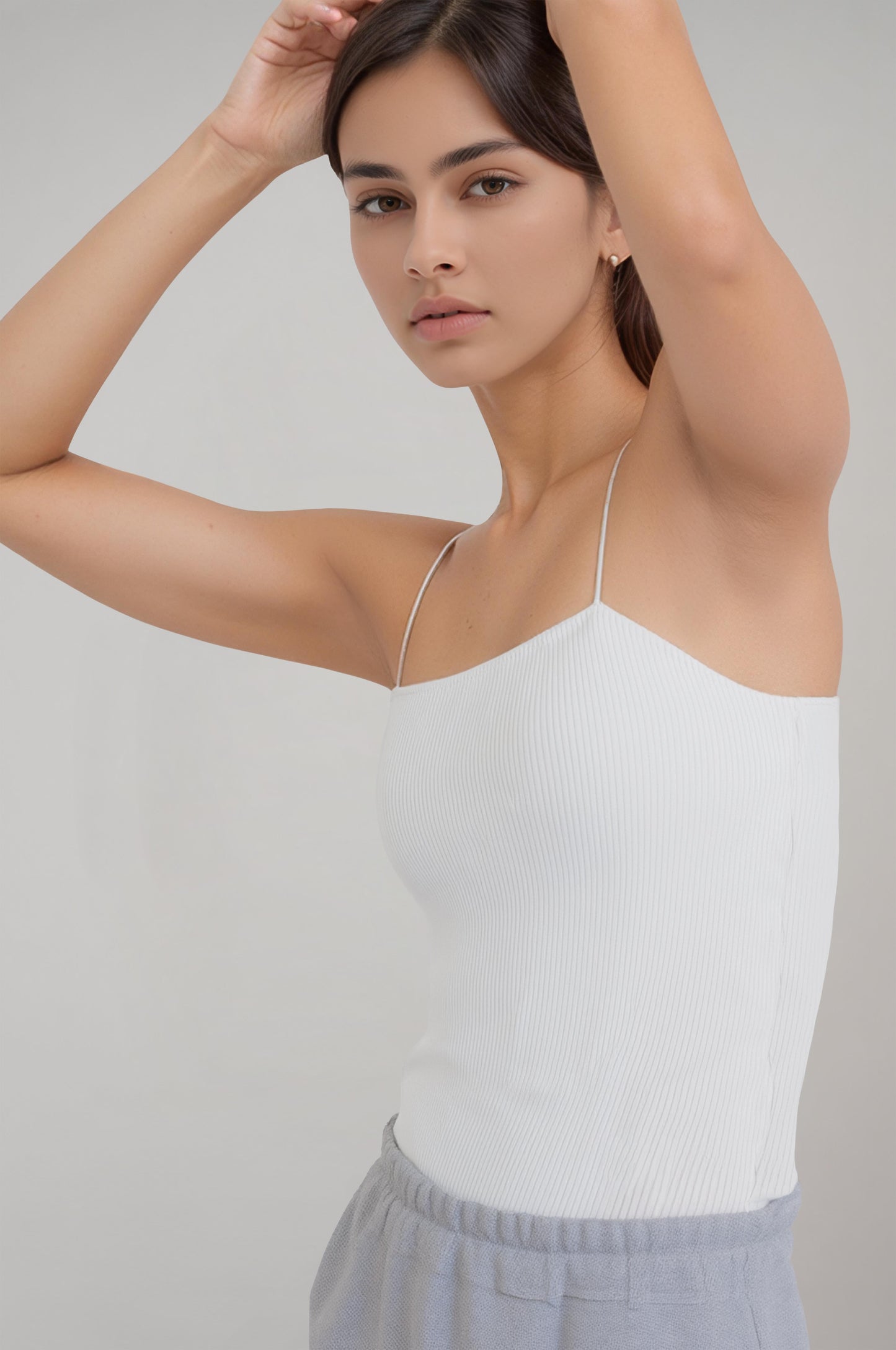 Kadın İnce Askılı Çıtçıtlı Ekru Body