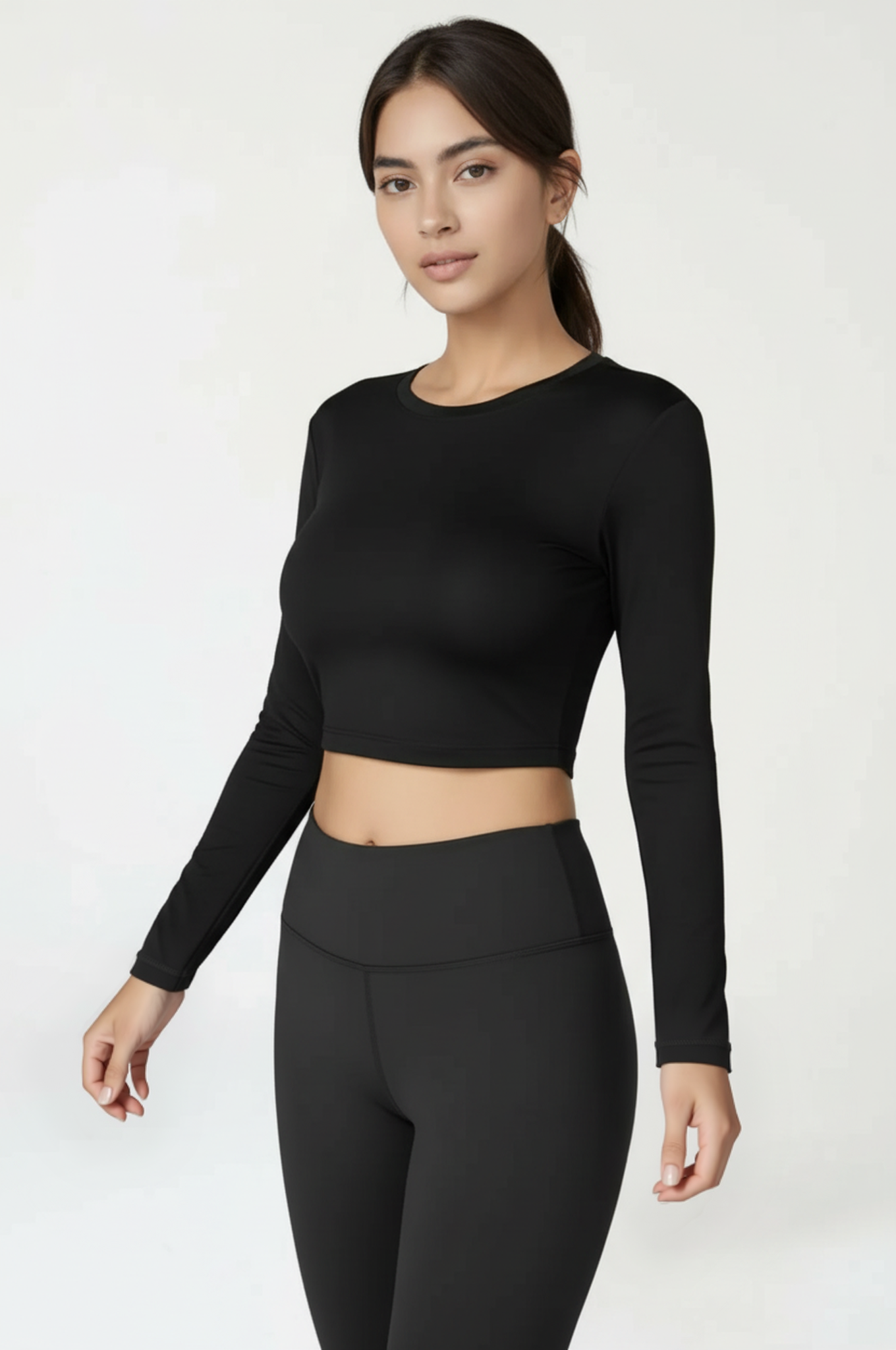 Kadın Siyah Renkli Uzun Kollu Crop Bluz