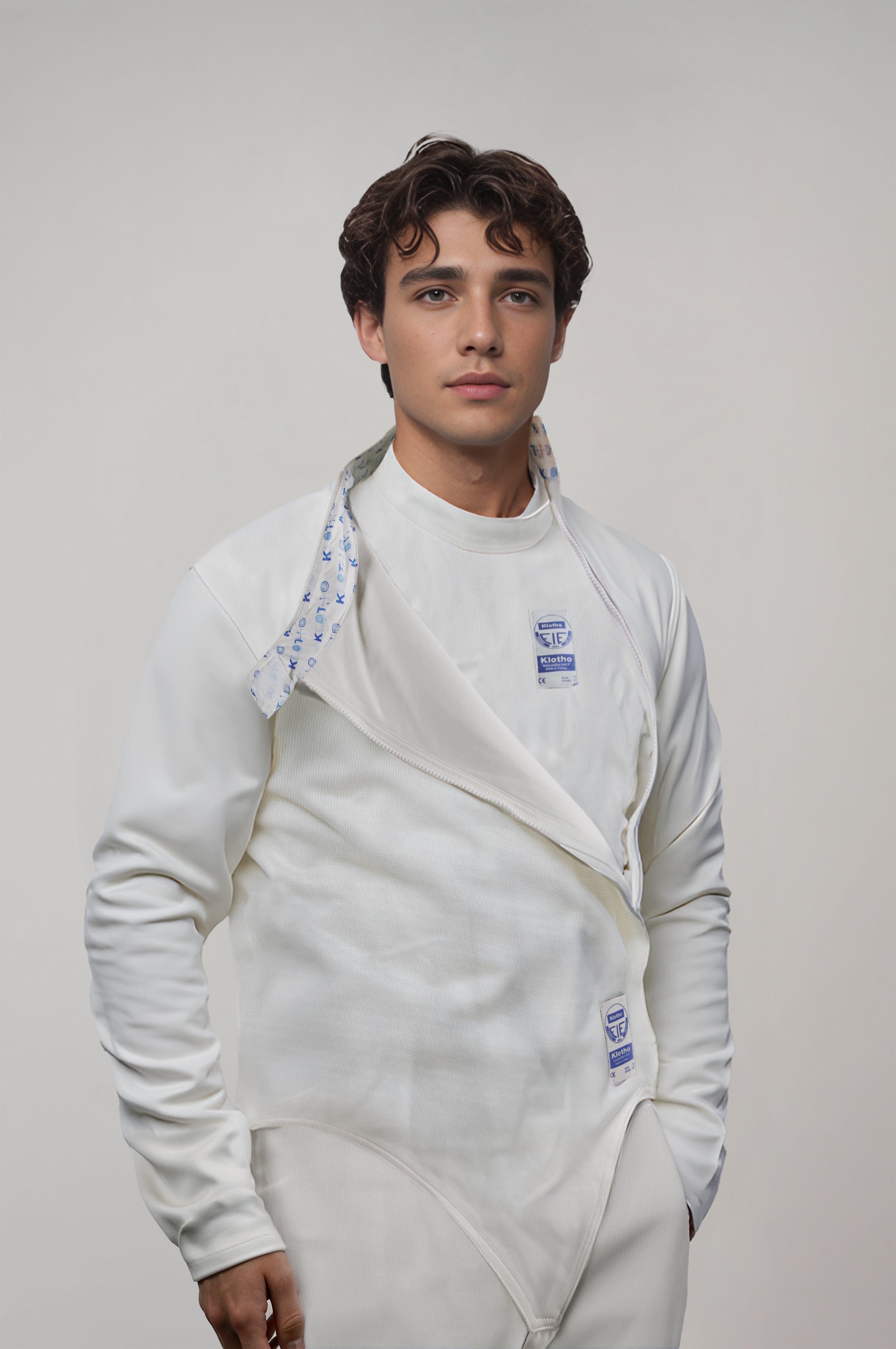 Erkek 800N FIE Sertifikalı Eskrim Elbisesi Takım